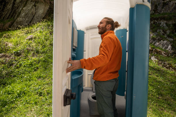 Best Portable bathroom rental  in Staic, CA
